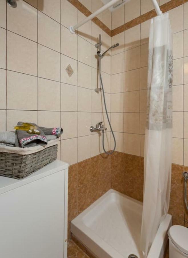 Central Studio! Fiber Wifi, Ac, Private, Self Check-In! سالونيك المظهر الخارجي الصورة