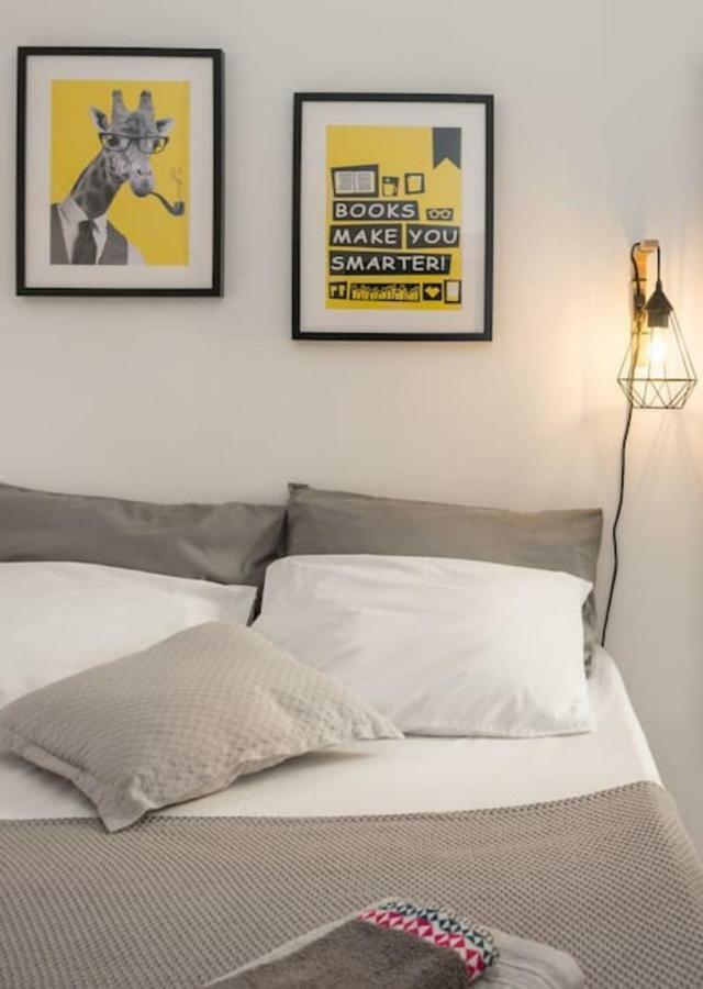 Central Studio! Fiber Wifi, Ac, Private, Self Check-In! سالونيك المظهر الخارجي الصورة