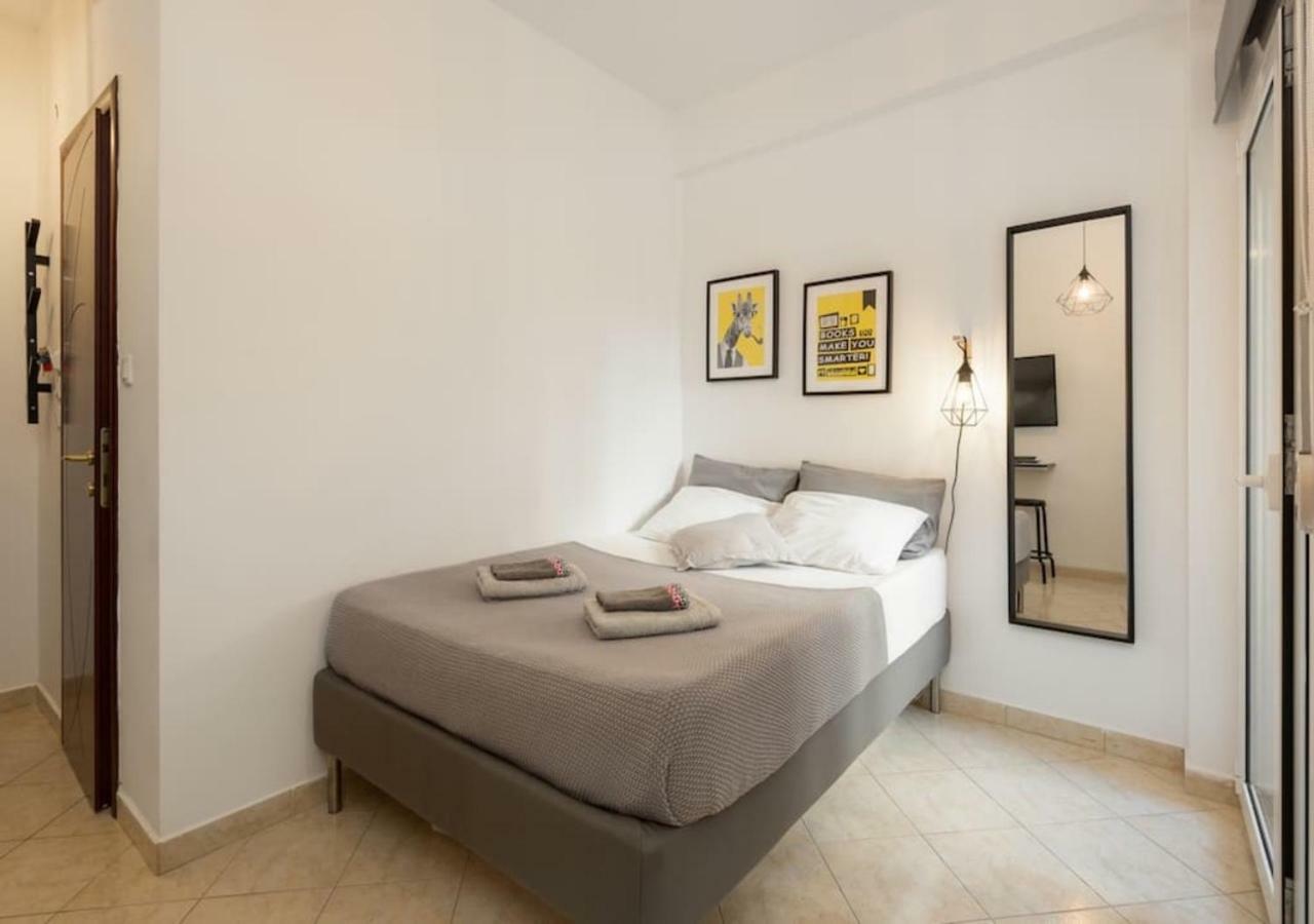 Central Studio! Fiber Wifi, Ac, Private, Self Check-In! سالونيك المظهر الخارجي الصورة